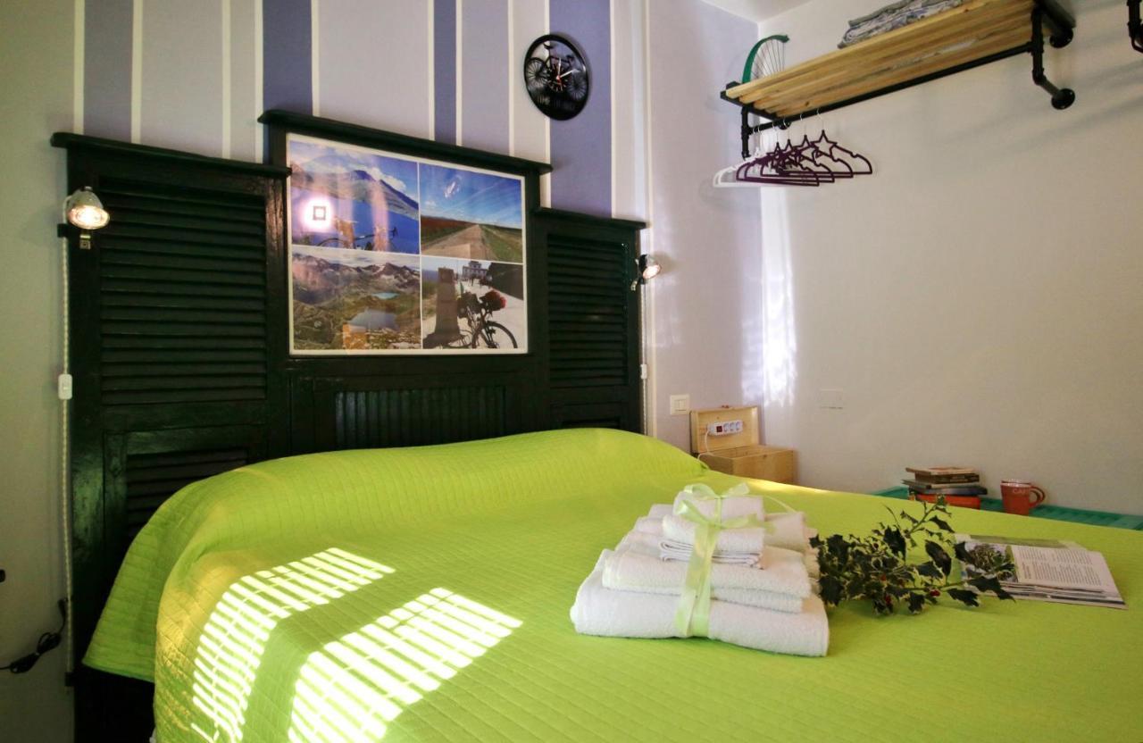 Il Turista A Pedali Apartamento Ceva Exterior foto